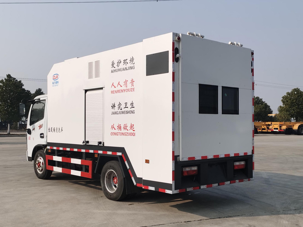 東風(fēng)多利卡5方垃圾桶清洗車(chē)圖片5